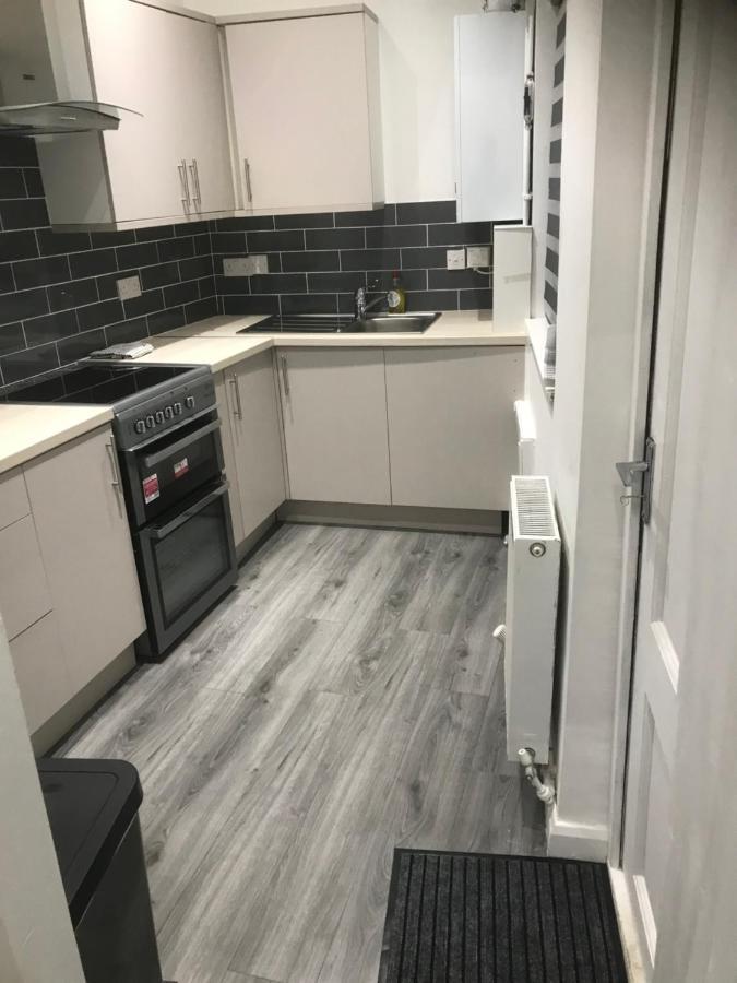 Norton Road Villa Стоктън он Тийс Екстериор снимка