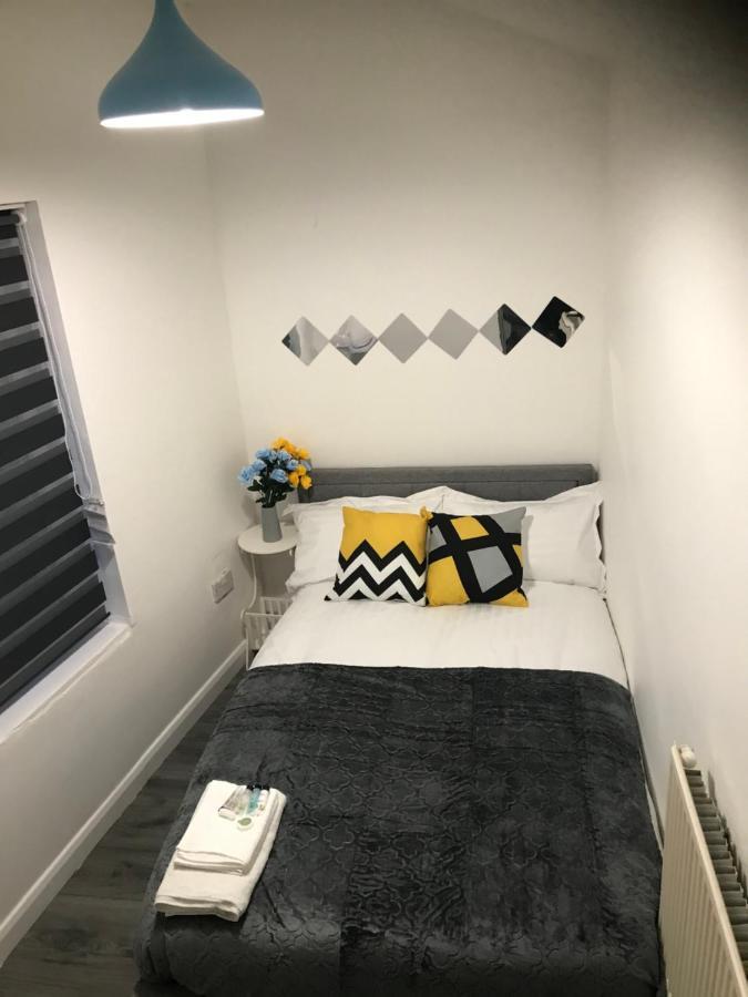 Norton Road Villa Стоктън он Тийс Екстериор снимка