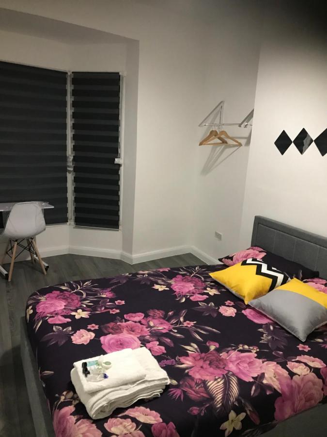Norton Road Villa Стоктън он Тийс Екстериор снимка
