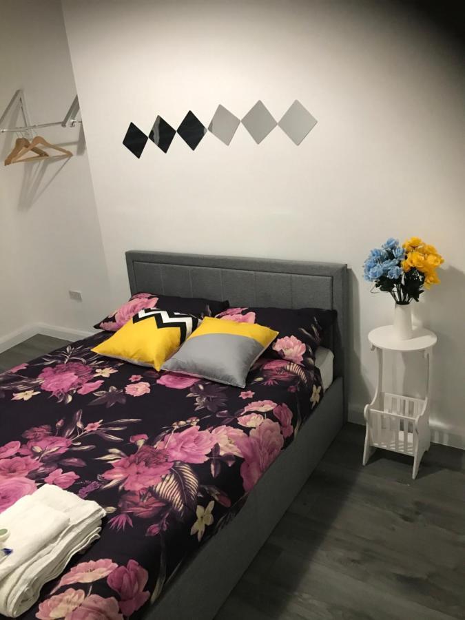 Norton Road Villa Стоктън он Тийс Екстериор снимка