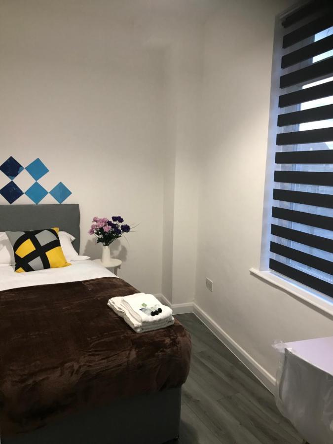 Norton Road Villa Стоктън он Тийс Екстериор снимка