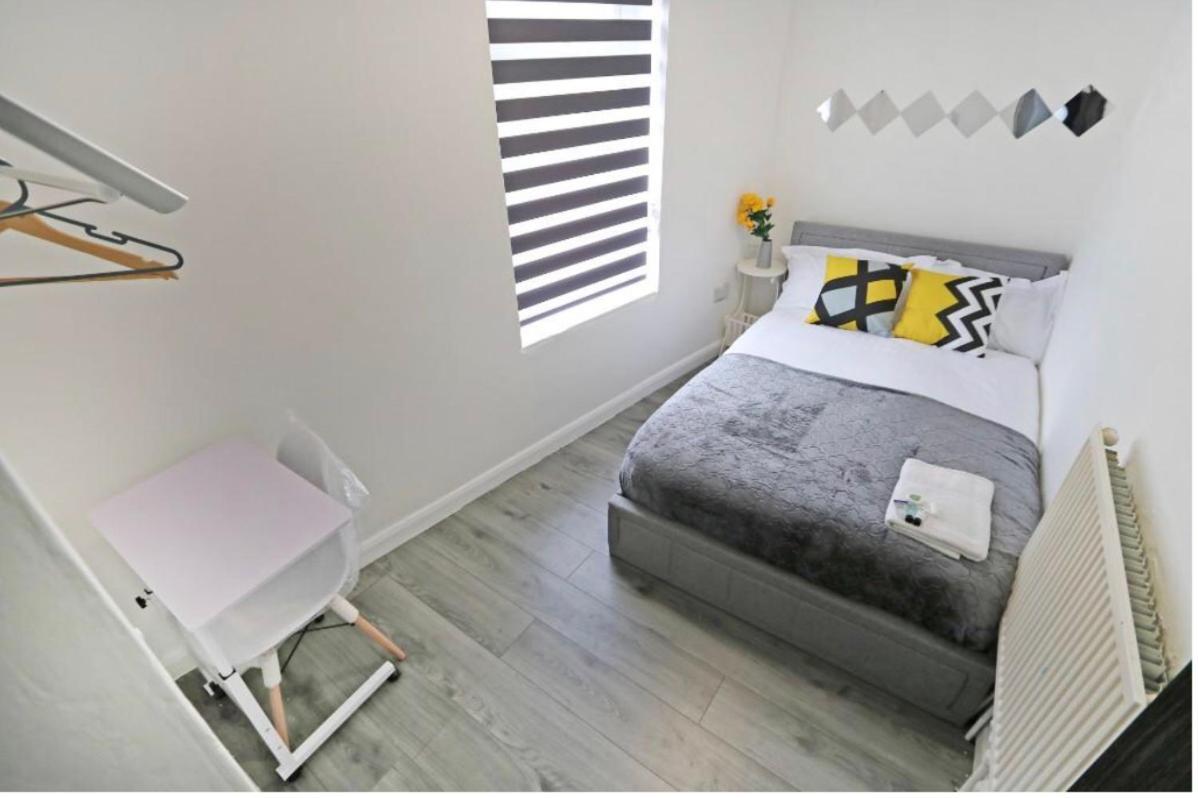 Norton Road Villa Стоктън он Тийс Екстериор снимка